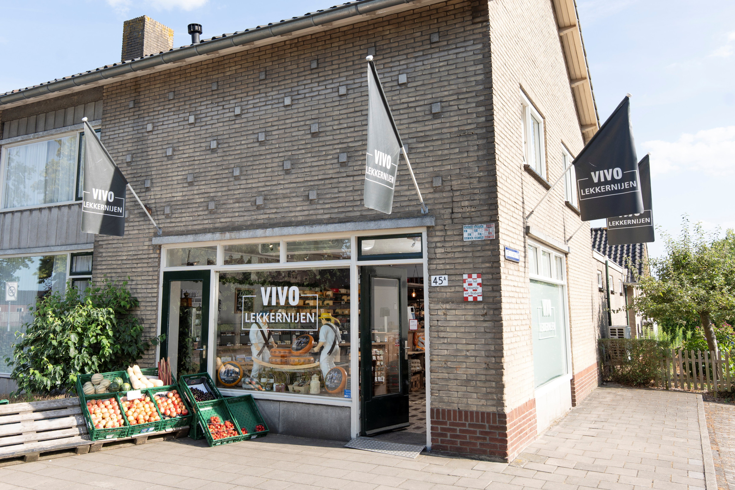 SPRANG-CAPELLE – Vivo Lekkernijen, Kees en Flip van Tilborgh. Beeld Niek Stam