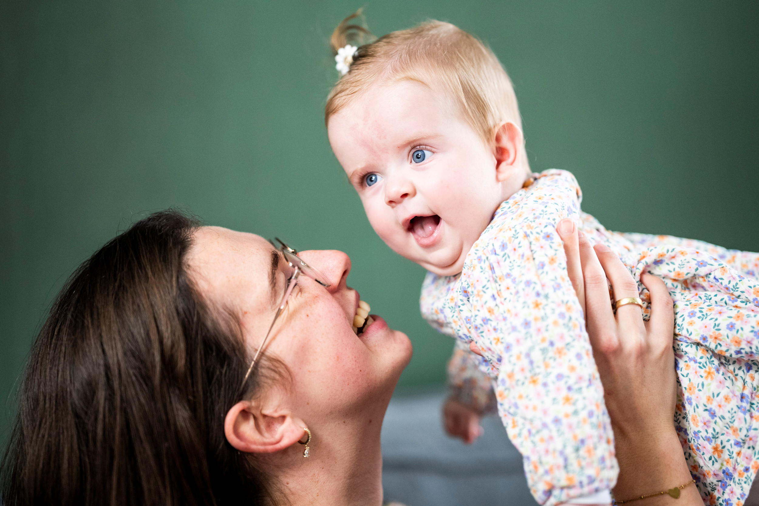 Rosaline Kraaijeveld en dochter Nienke. beeld Cees van der Wal