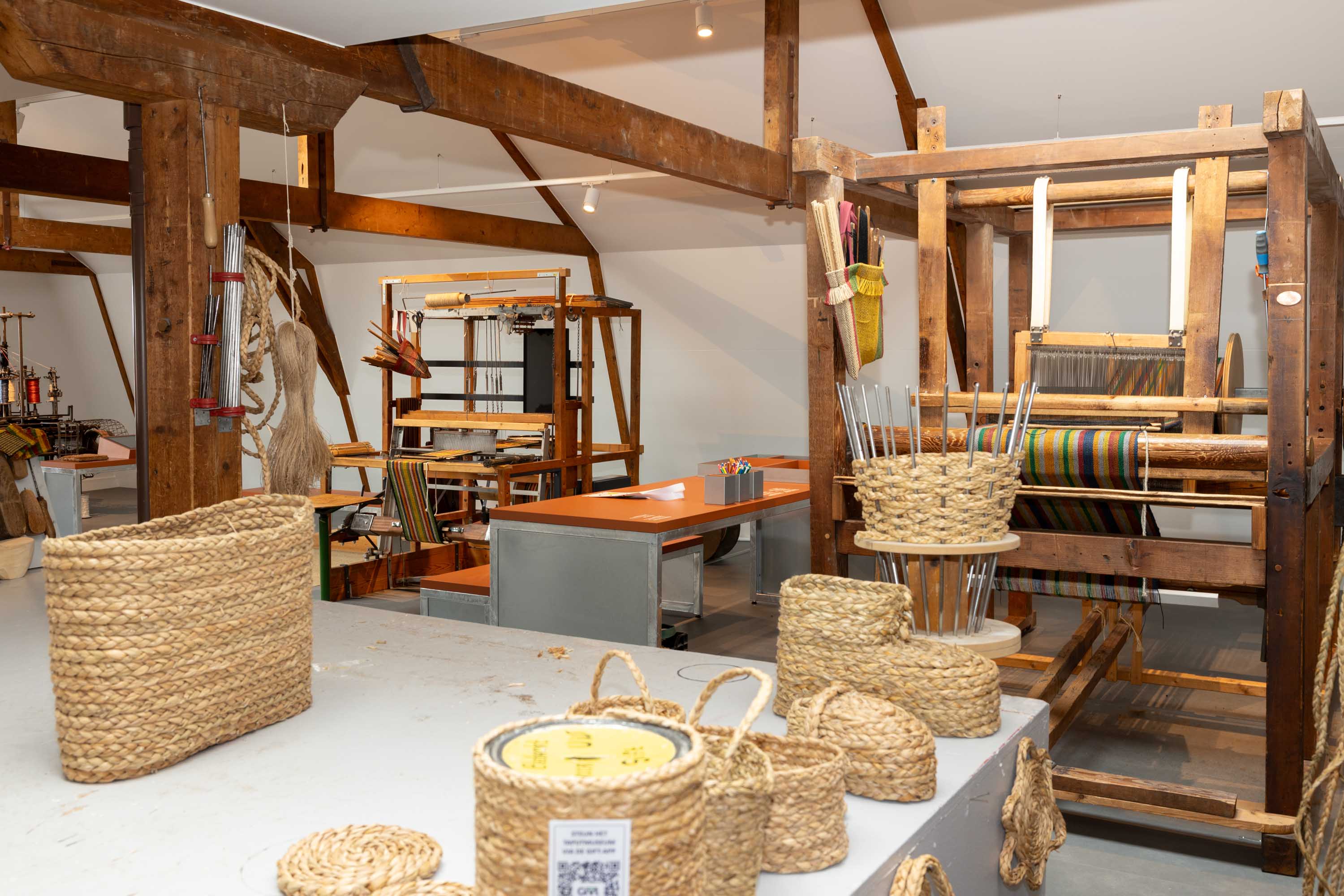 Tapijtmuseum Genemuiden